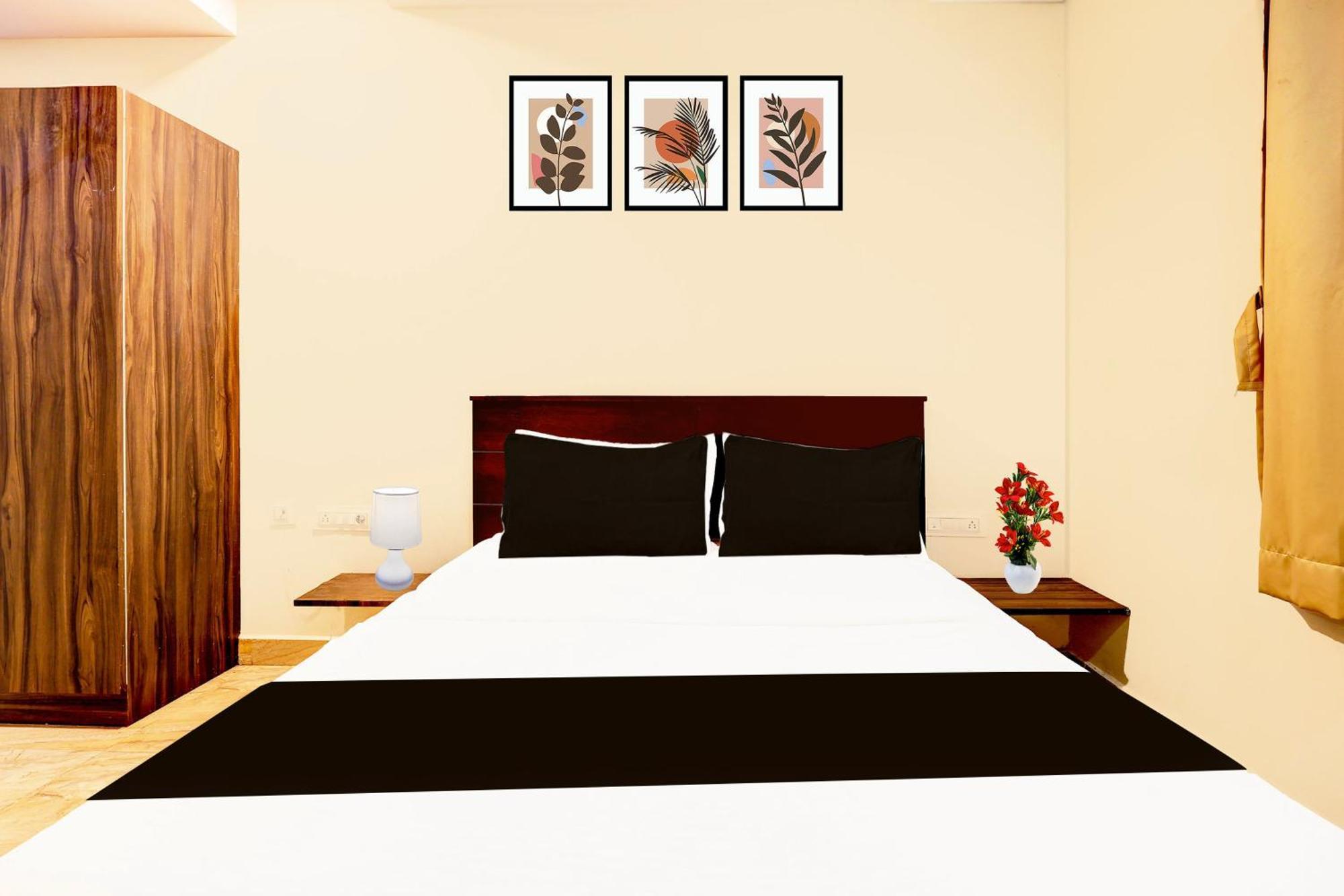 Super Hotel O Mahanadu Formerly Akshaya Bheemas Vijayawada Ngoại thất bức ảnh