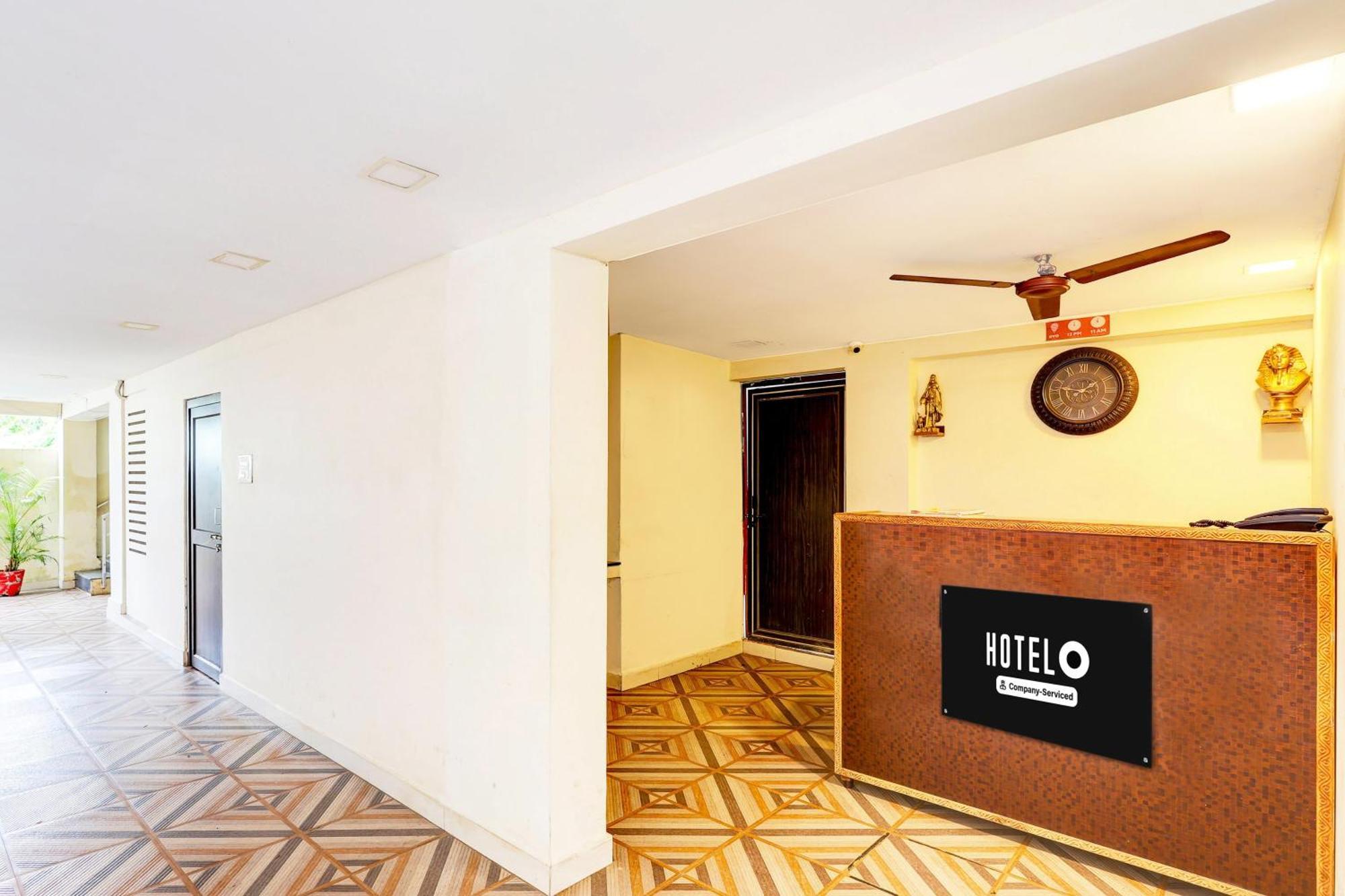 Super Hotel O Mahanadu Formerly Akshaya Bheemas Vijayawada Ngoại thất bức ảnh